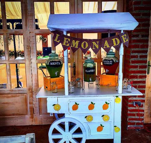 37422449 1260493830752692 1900071936654835712 n