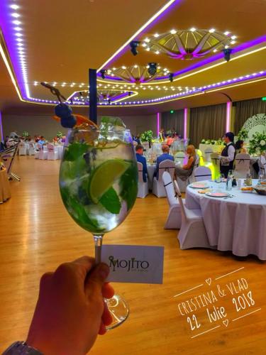 37620934 1264026827066059 4752896494351155200 n