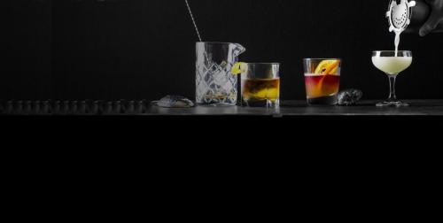 a73af581f13d224a3ec0708b70ea0fd93083a8bd image slider pahare pentru bar cocktail